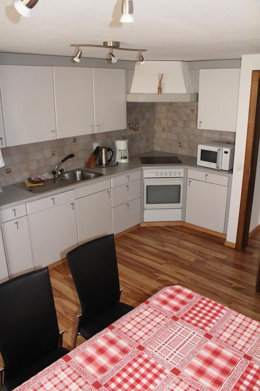 Ferienwohnung Silberdistel, Saastalstrasse 178 Стая снимка